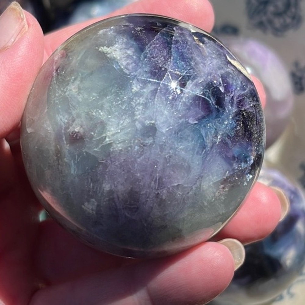 Beautiful natural fluorite healing sphere - Picture 8 of 13